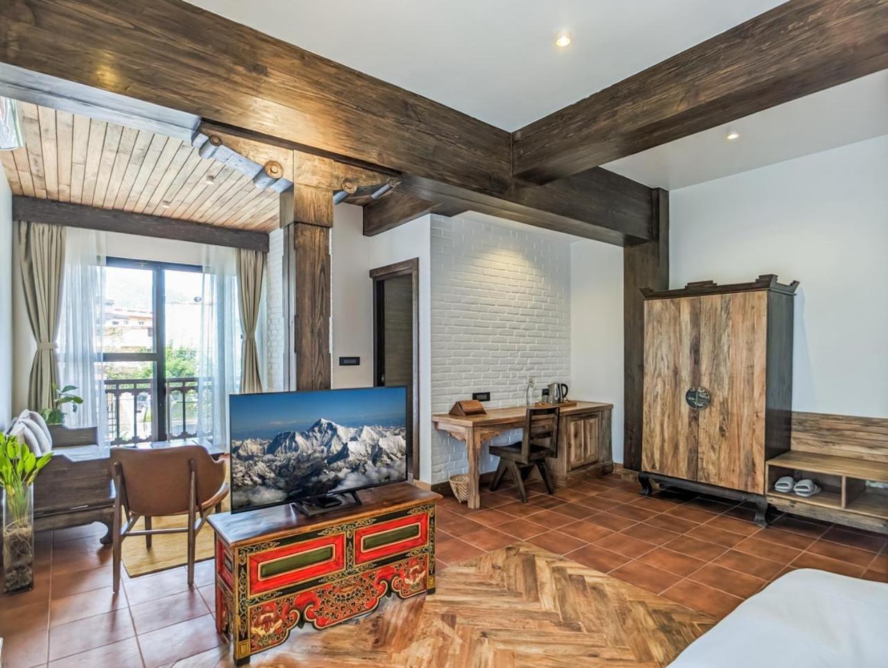Uma Residence And Suites Kathmandu Bagian luar foto